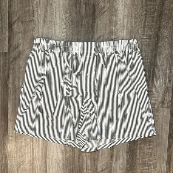 American Eagle Striped 4” Stretch Pocket Boxer - XL - Picture 1 of 3